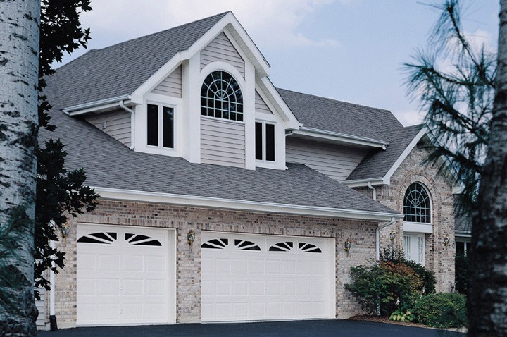 Custom vs. Standard Garage Doors: Making the Right Investment for Your Ontario Home
