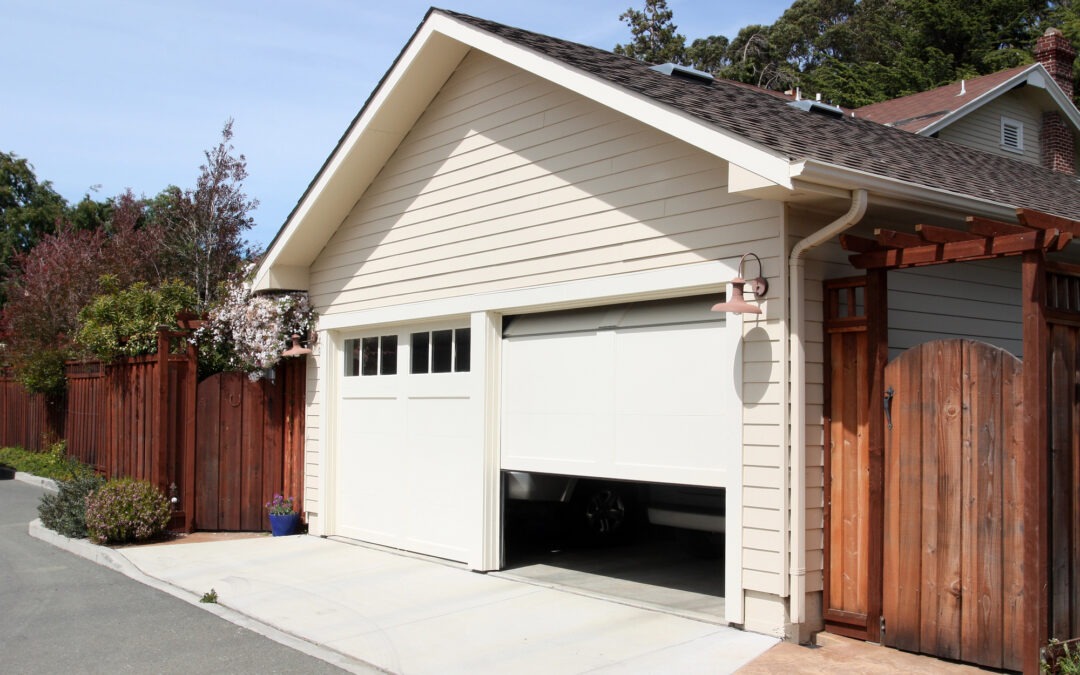 Signs That You Need an Emergency Garage Door Service